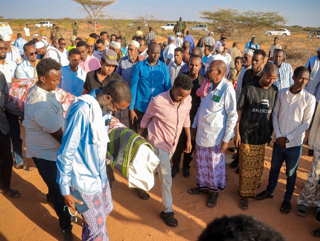 Saabiriin Saylaan oo la aasay.jpg